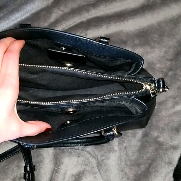 Coach midsize crossbody black leather bag - Picture 3 of 4